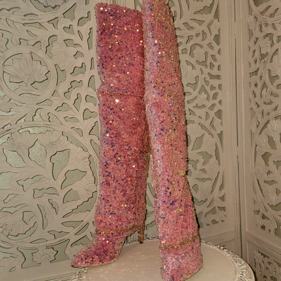 Iridescent Pink Sequin Velvet Shrug Sweater - Picture 5 of 9
